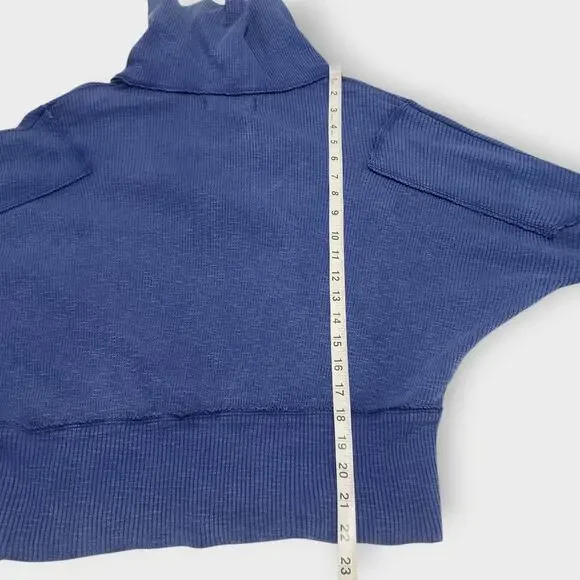 We The Free‎ Not So Ordinary Washed Ribbed Pullover Royal Blue Sz XS Slouchy - Picture 10 of 10